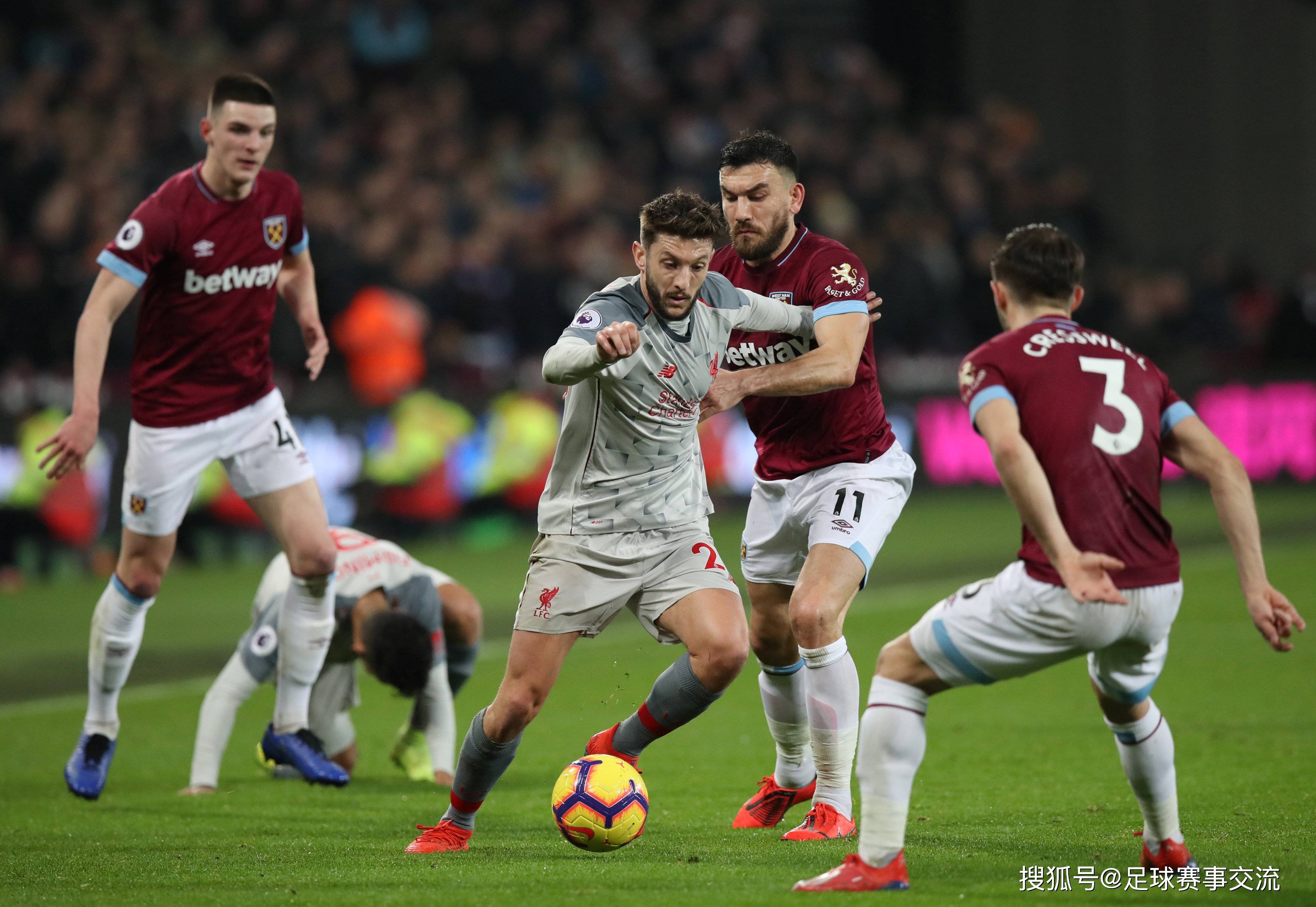 罗克回应转会传闻：我在帕尔梅拉斯很开心，只想留在这里