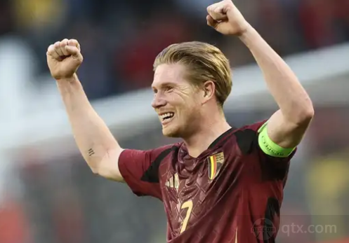 记者：阿贾克斯正接触前狼堡主帅西莫尼斯，视为海廷加继任者